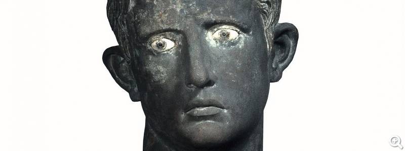 Bronzekopf von Augustus © The Trustees of the British Museum Bronzekopf von Augustus © The Trustees of the British Museum